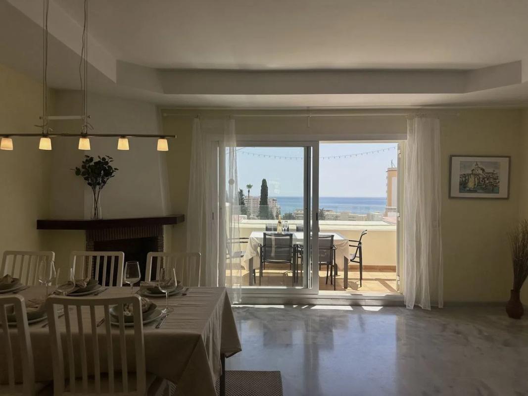 Sale of independent chalet in Calle los Helechos, Fuengirola
 photo 3