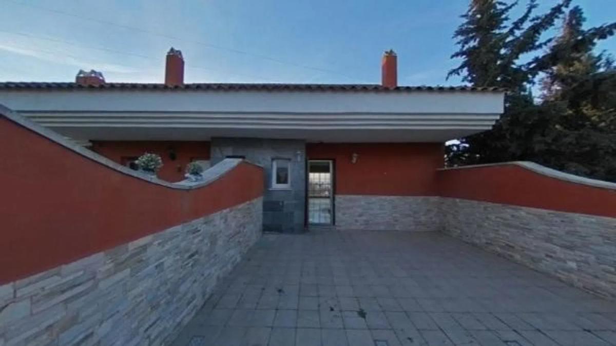 Sale of independent chalet in Calle Sauce, Fuengirola
 photo 2
