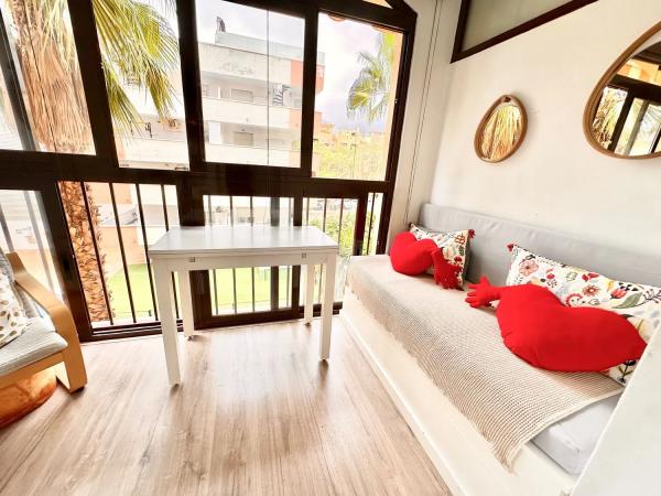 Piso en venta en  Calle las Viñas, 33, Fuengirola photo 3