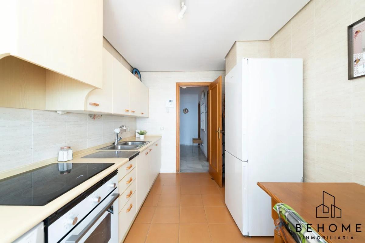 Sale of apartment in Paseo Marítimo Rey de España, Fuengirola
photo 4