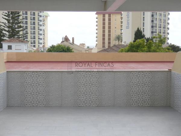Продажа квартиры в Calle Huesca, 3, Фуэнхирола thumbnail 1