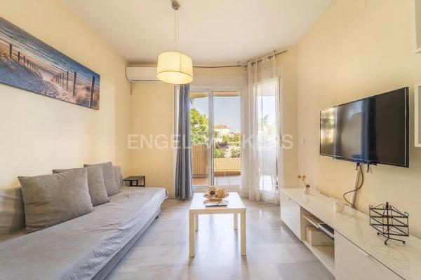 Продажа квартиры в Torreblanca del Sol, Фуэнхирола thumbnail 1