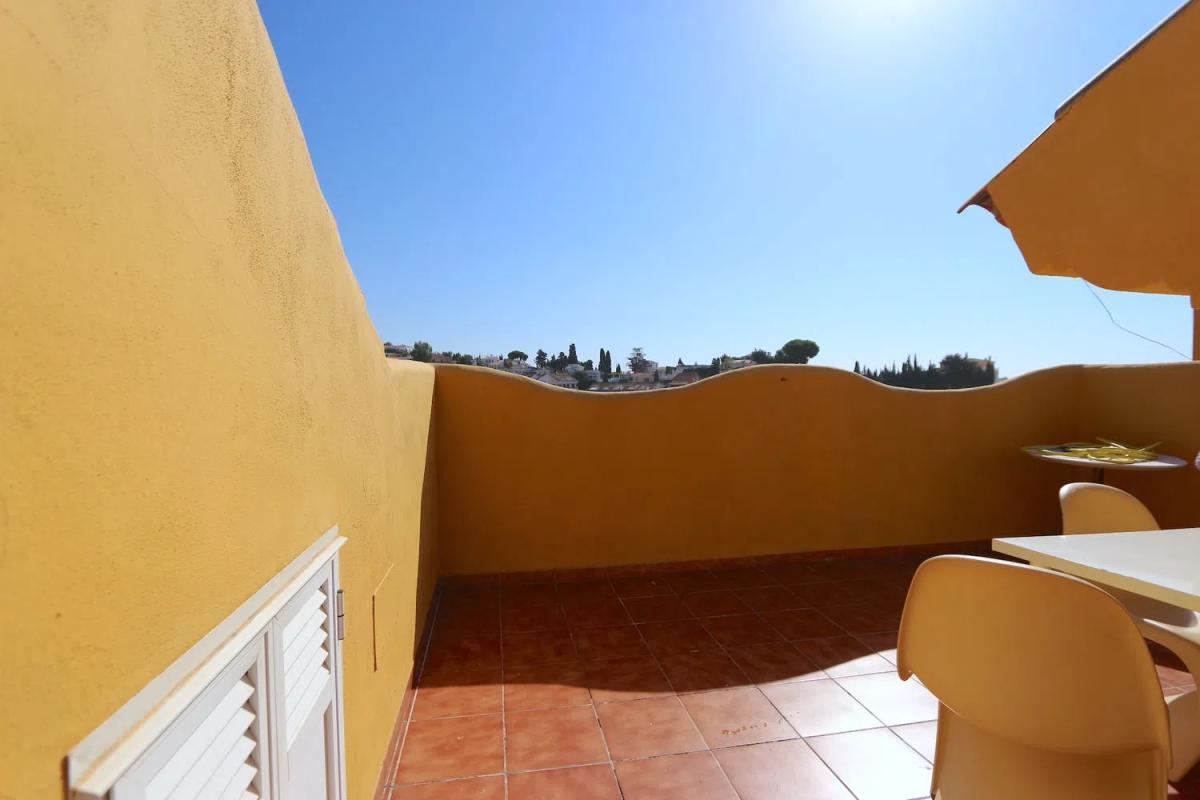 Venta de ático en  Avenida los Pacos, 63, Fuengirola photo 3