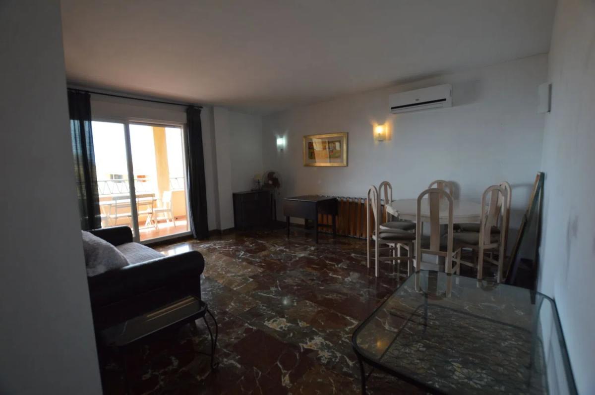 Sale of apartment in Calle Sierra de Cazorla, Fuengirola
photo 1