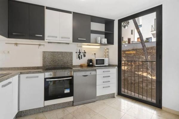 Коттедж на продажу в  Torreblanca del Sol, Фуэнхирола photo 4