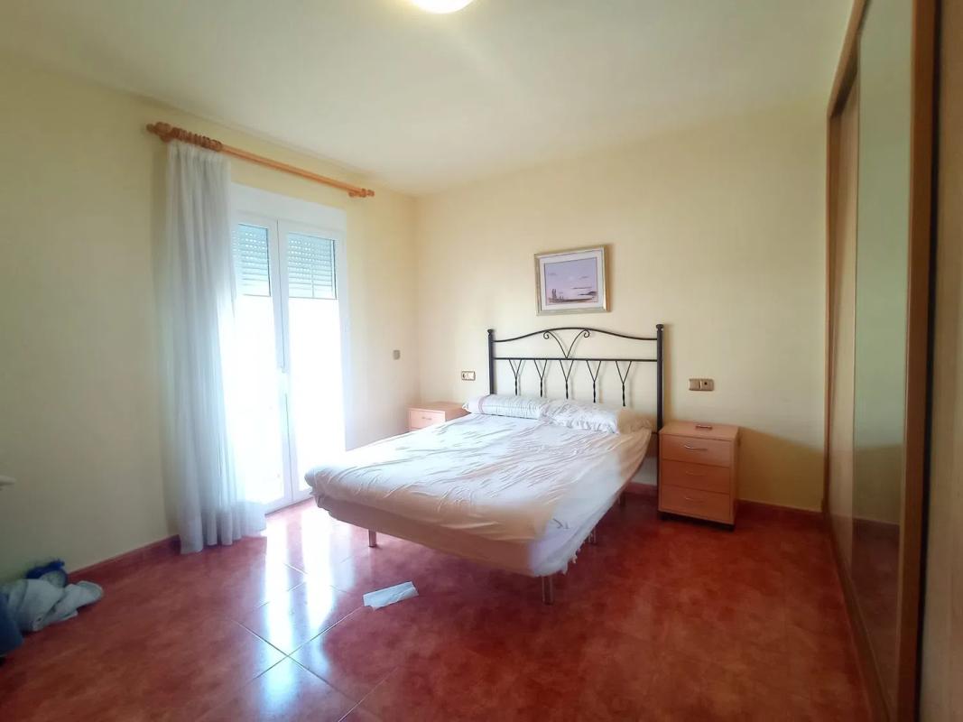 Продажа отдельного шале в  Calle Estornino, Фуэнхирола photo 4