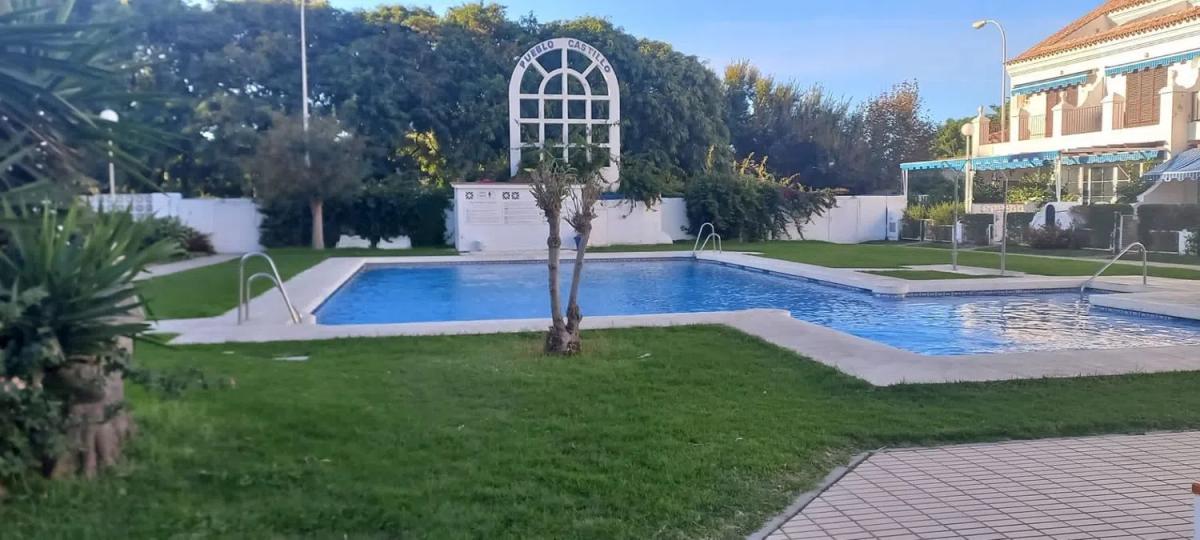 Продажа квартиры на Calle Alberto Morgenstern, Фуэнхирола
photo 2