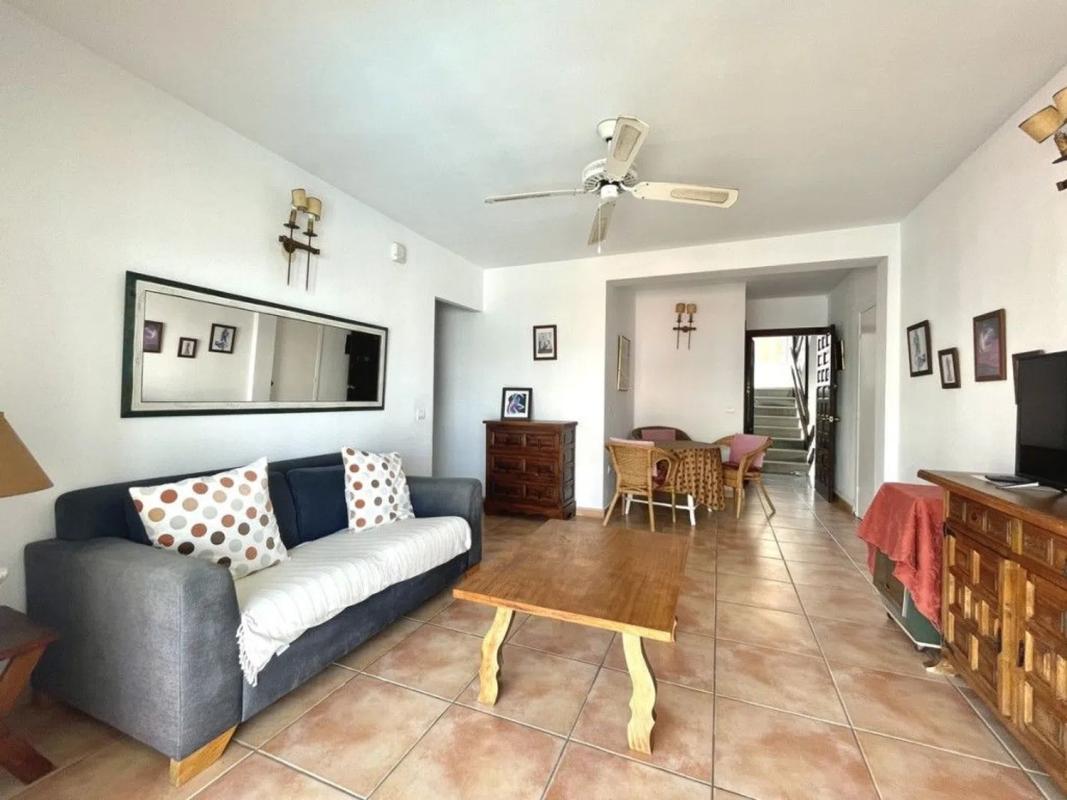 Sale of apartment in Las Gaviotas, Fuengirola
 photo 2