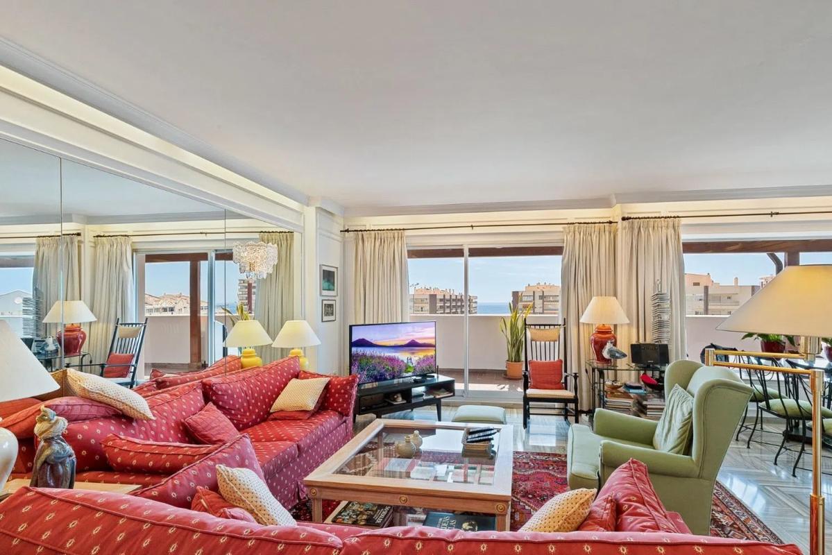 Продажа пентхауса на Avenida Santa Amalia, Фуэнхирола photo 3