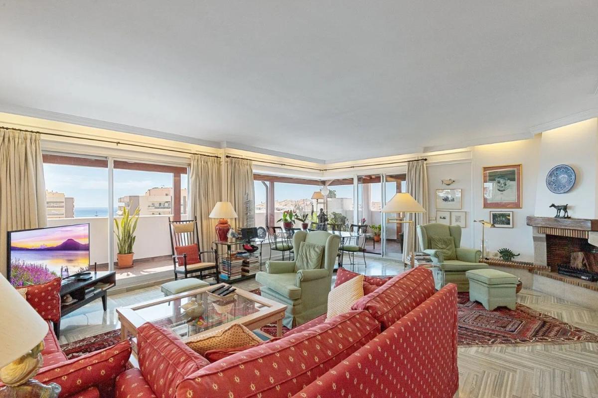 Продажа пентхауса на Avenida Santa Amalia, Фуэнхирола photo 4