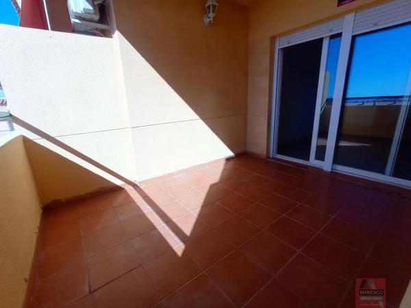 Piso en venta en Calle Nenufar, Fuengirola thumbnail 1