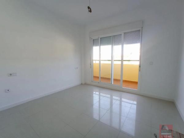 Piso en venta en  Calle Nenufar, Fuengirola photo 4