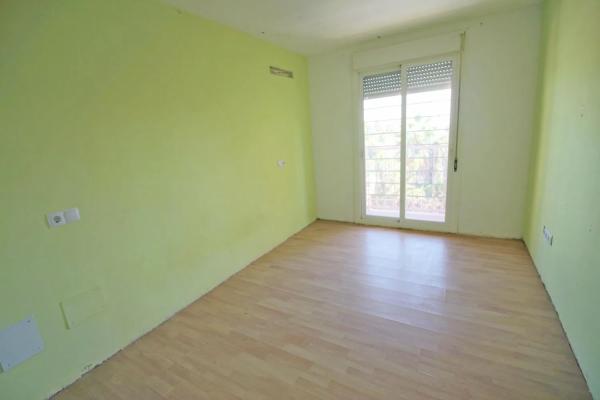 Коттедж на продажу в  Torreblanca del Sol, Фуэнхирола photo 3