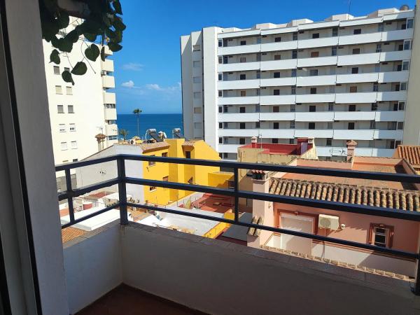 Ático en venta en Calle Miguel Márquez, Fuengirola thumbnail 1