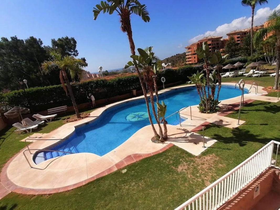 Venta de piso en Los Pacos, Fuengirola
photo 1