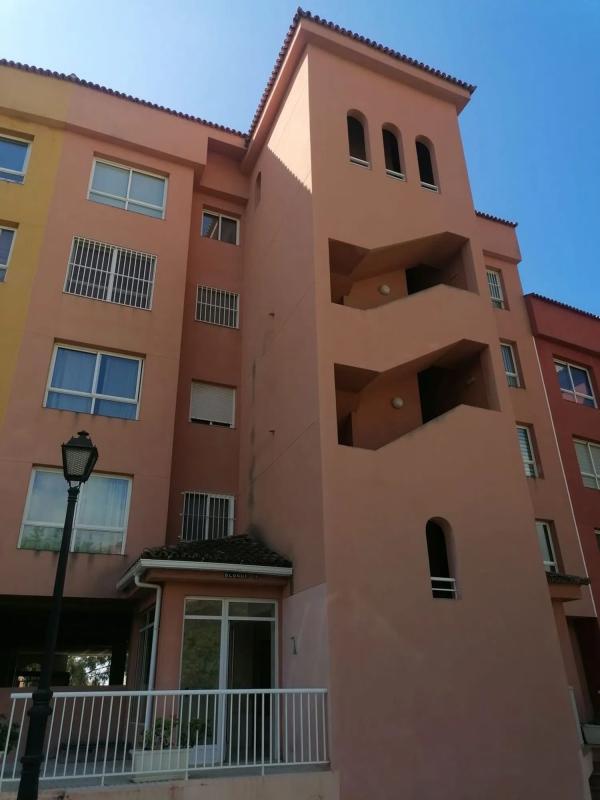 Venta de piso en Los Pacos, Fuengirola
photo 2