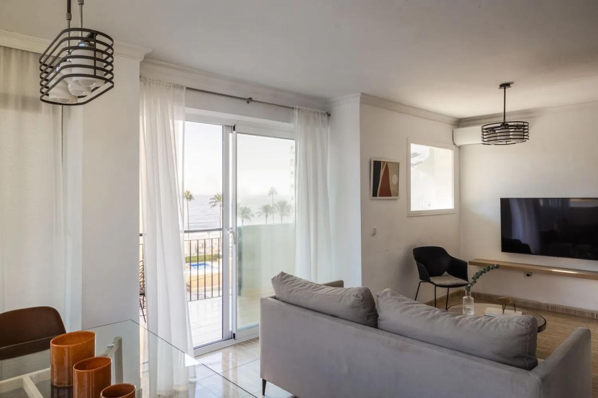 Sprzedaż mieszkania w Calle Alberto Fernández, 2, Fuengirola
photo 1