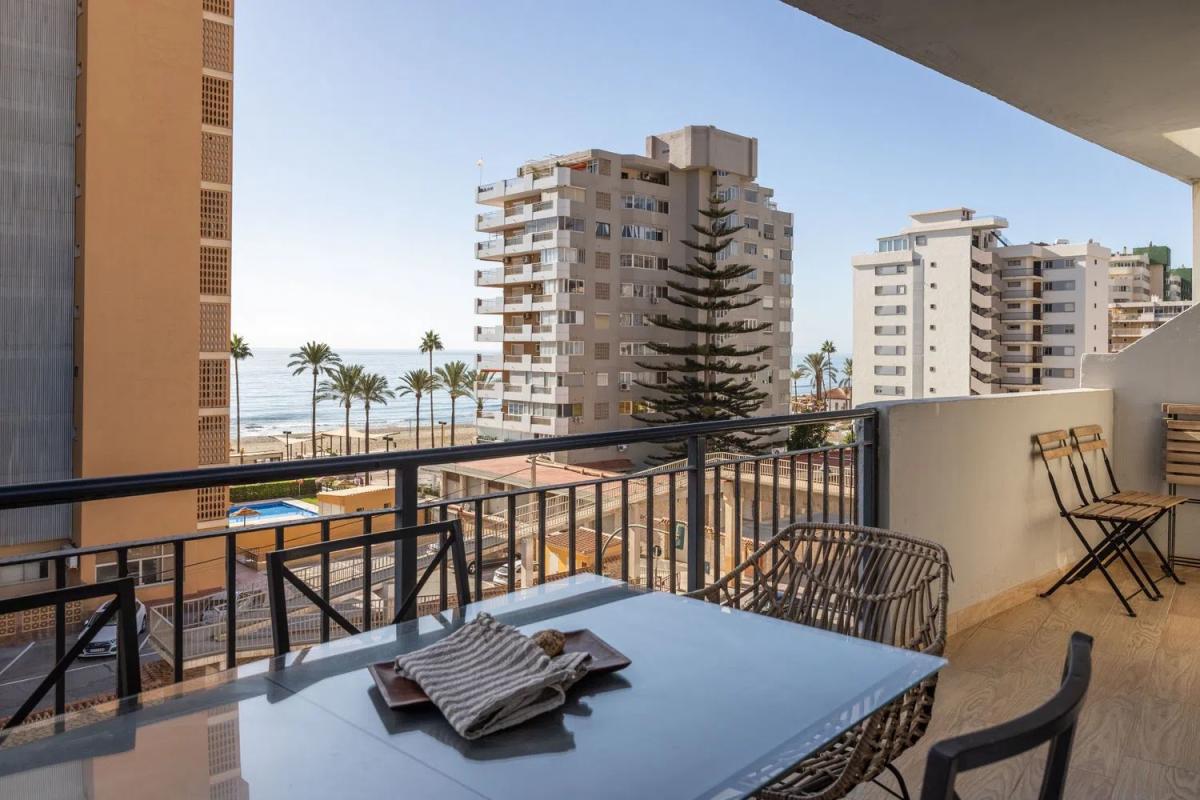 Sprzedaż mieszkania w Calle Alberto Fernández, 2, Fuengirola
photo 3
