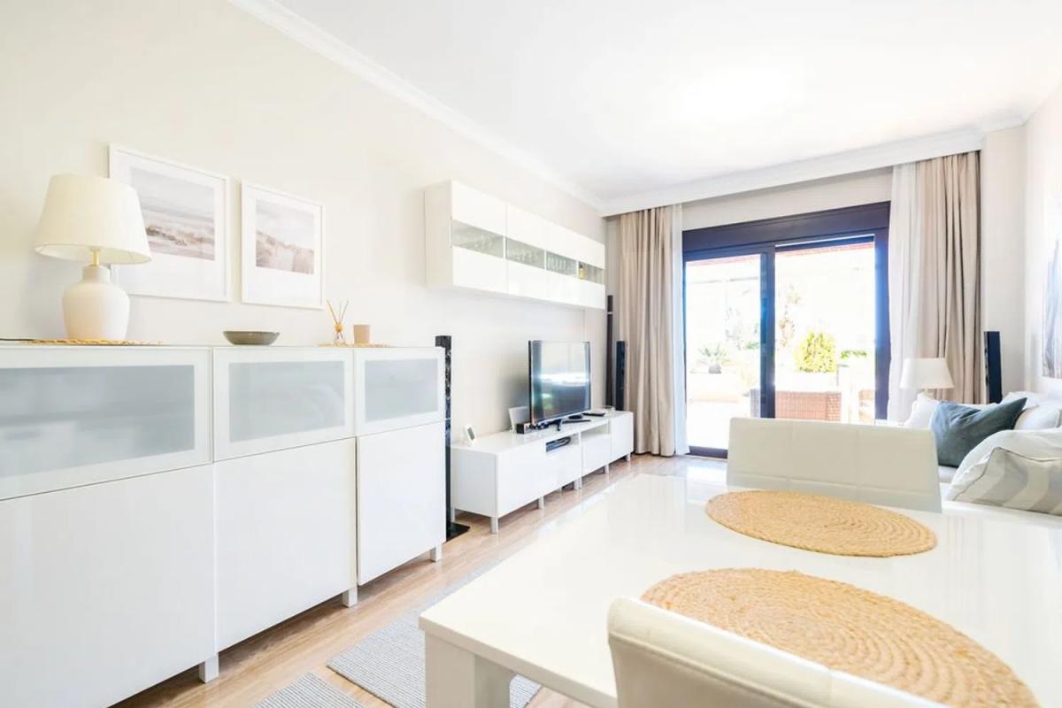 Sale of apartment in Calle Sauce, 3, Fuengirola
photo 5
