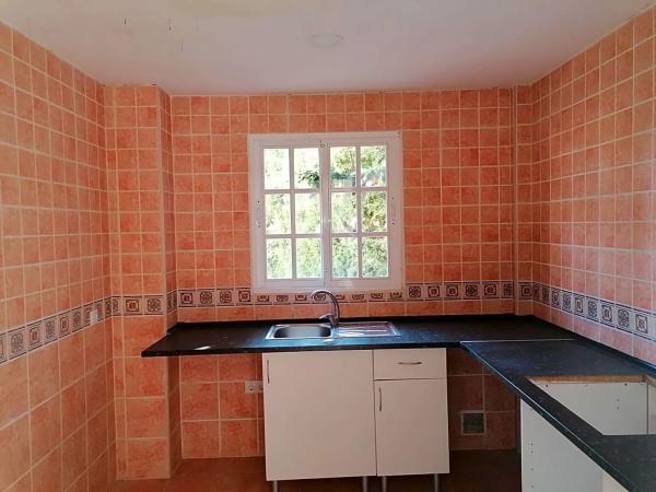 Коттедж на продажу в  Calle Sauce, Фуэнхирола photo 4