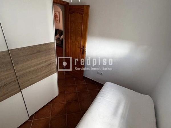 Piso en venta en Calle Medina, Fuengirola thumbnail 2