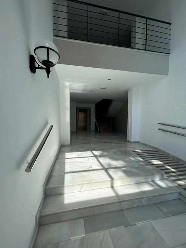 Sale of apartment in Camino del Antiguo Ferrocarril s/n, Fuengirola
photo 2