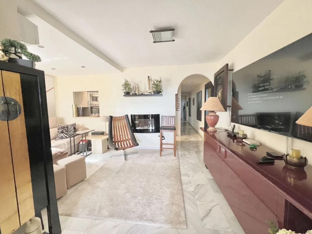 Sale of apartment in Calle Perdices, Fuengirola
 photo 3