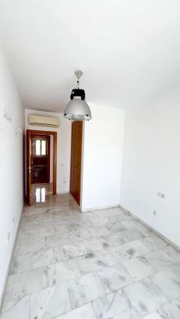 Piso en venta en Calle Narciso, 6, Fuengirola thumbnail 2