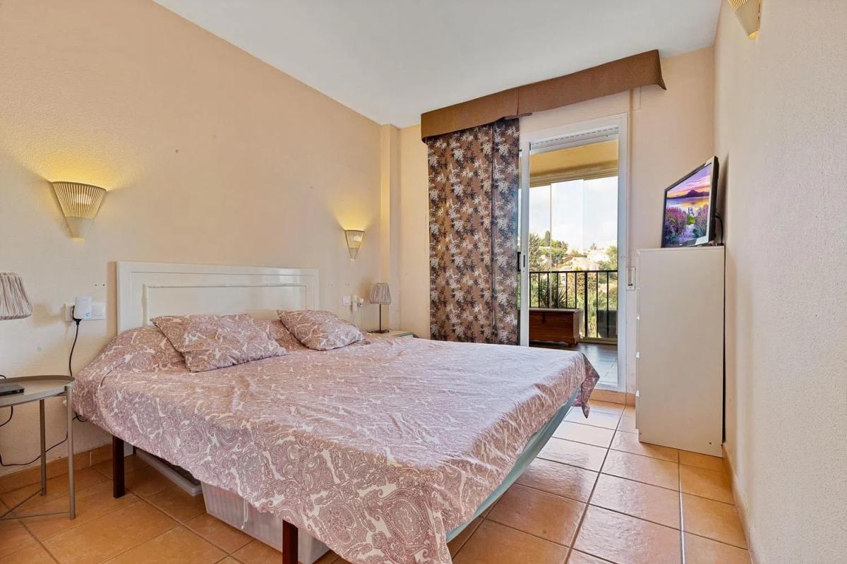 Sale of apartment in Torreblanca del Sol, Fuengirola
 photo 3
