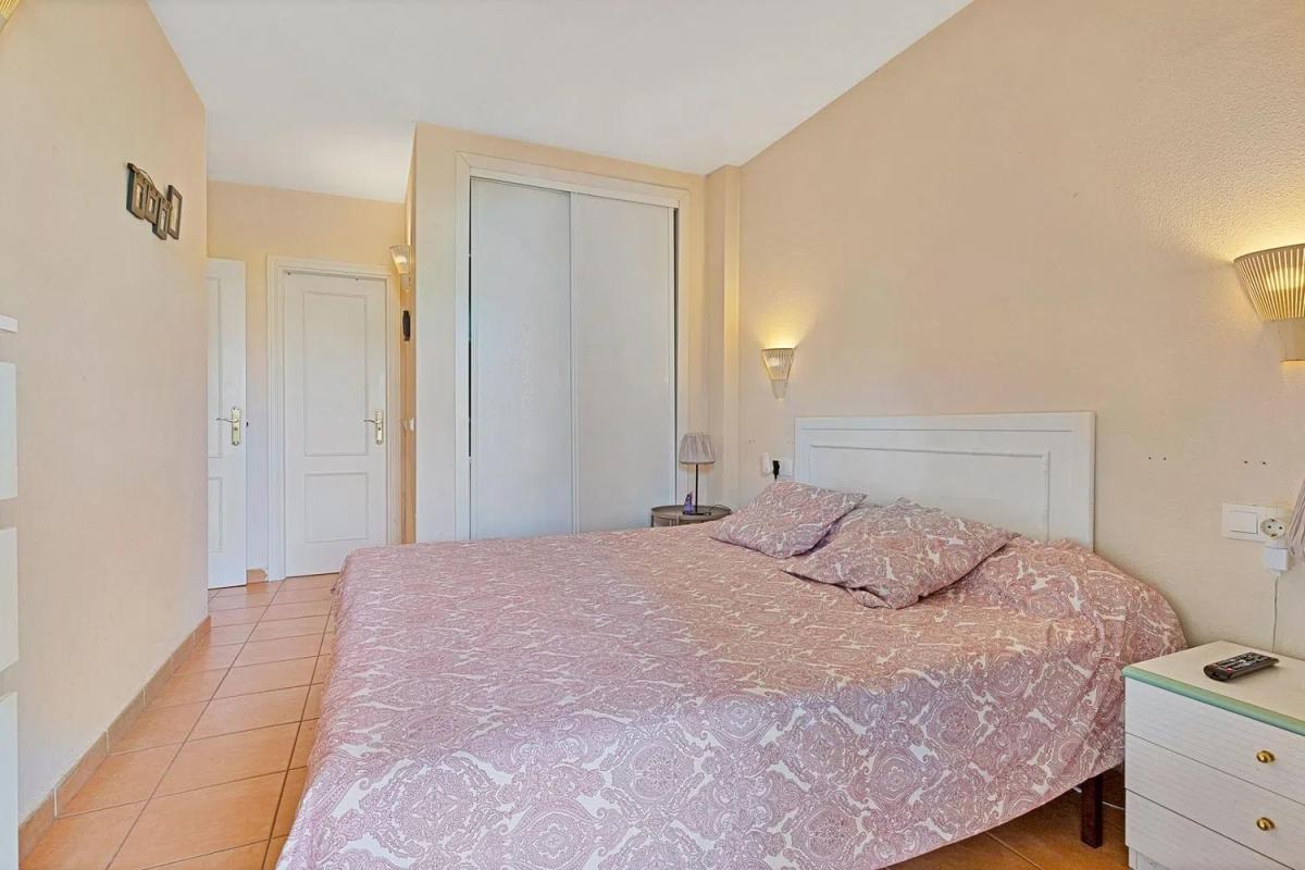 Sale of apartment in Torreblanca del Sol, Fuengirola
 photo 4