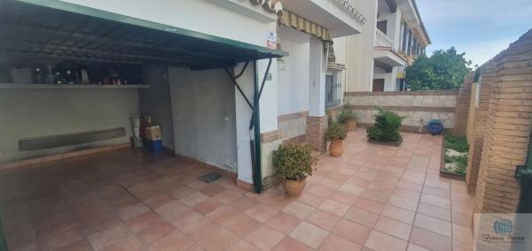 Chalet independiente en venta en  Centro Ciudad, Fuengirola photo 2
