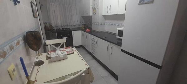 Piso en venta en Calle Miguel Bueno, Fuengirola thumbnail 1