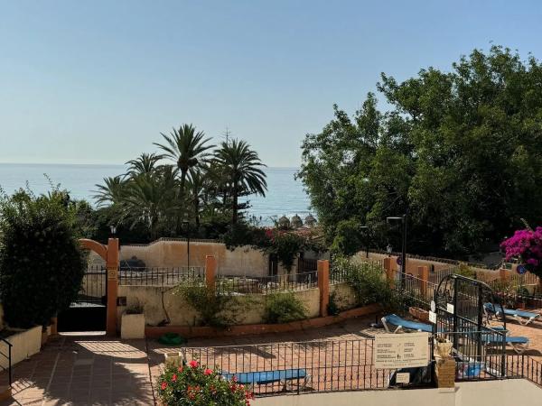 Apartment for sale in  Avenida Carvajal, Fuengirola photo 1