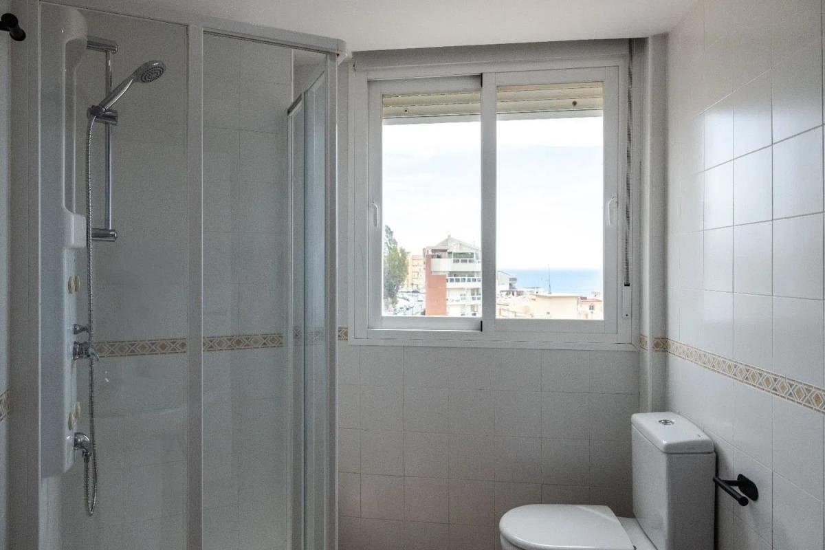 Sale of apartment in Avenida Avenue CARVAJAL, Fuengirola
photo 4