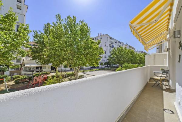Piso en venta en Centro Ciudad, Fuengirola thumbnail 1