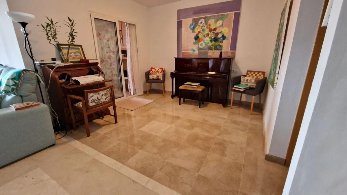 Sale of apartment in Calle las Tortolas, Fuengirola
photo 2