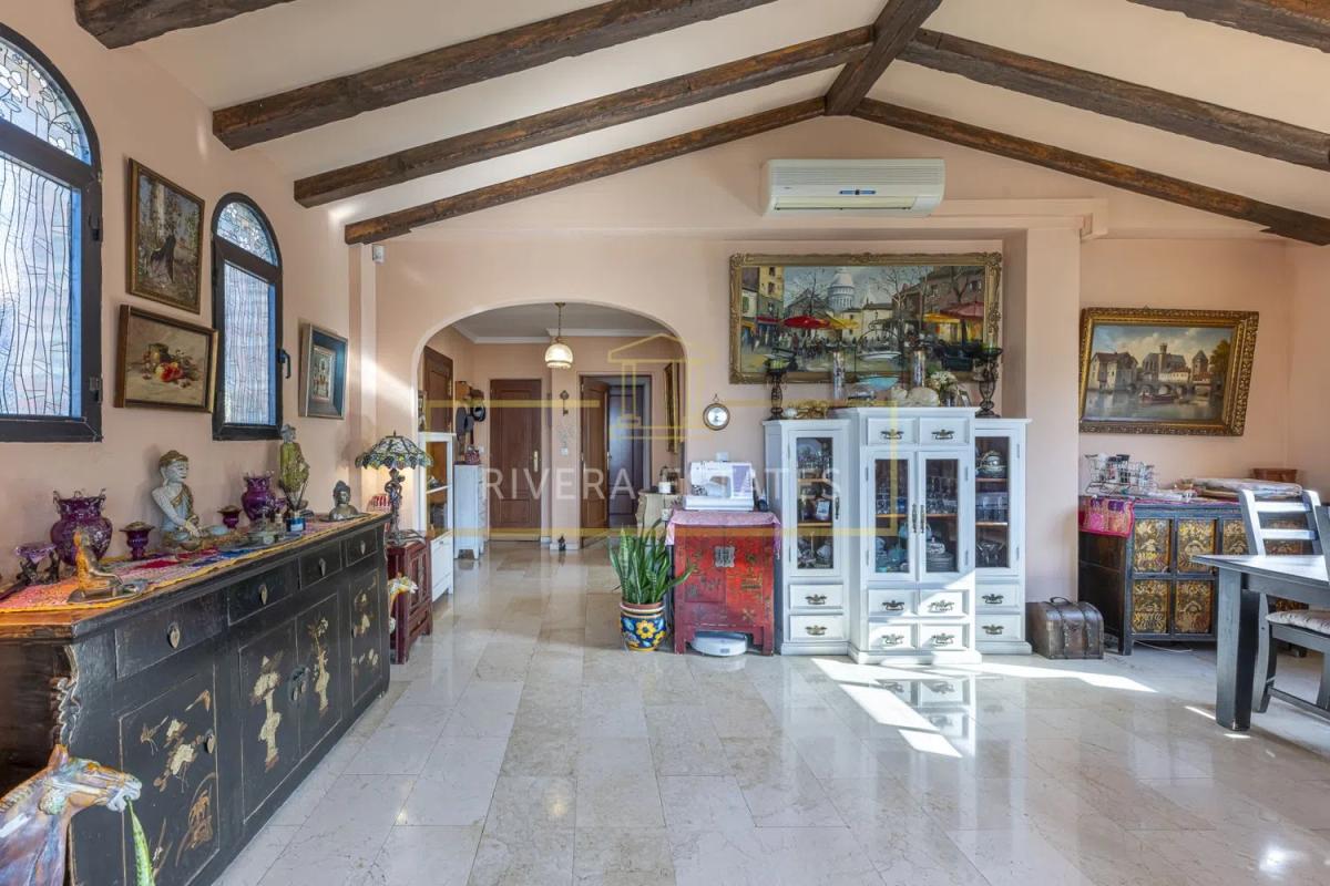 Продажа отдельного шале в  Calle los Madroños, Фуэнхирола photo 4