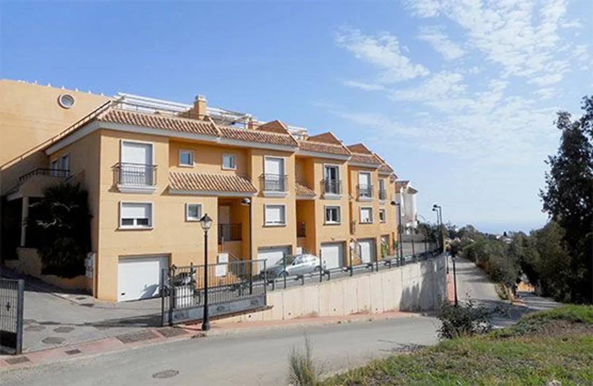 Продажа отдельного шале в Torreblanca del Sol, Фуэнхирола photo 1