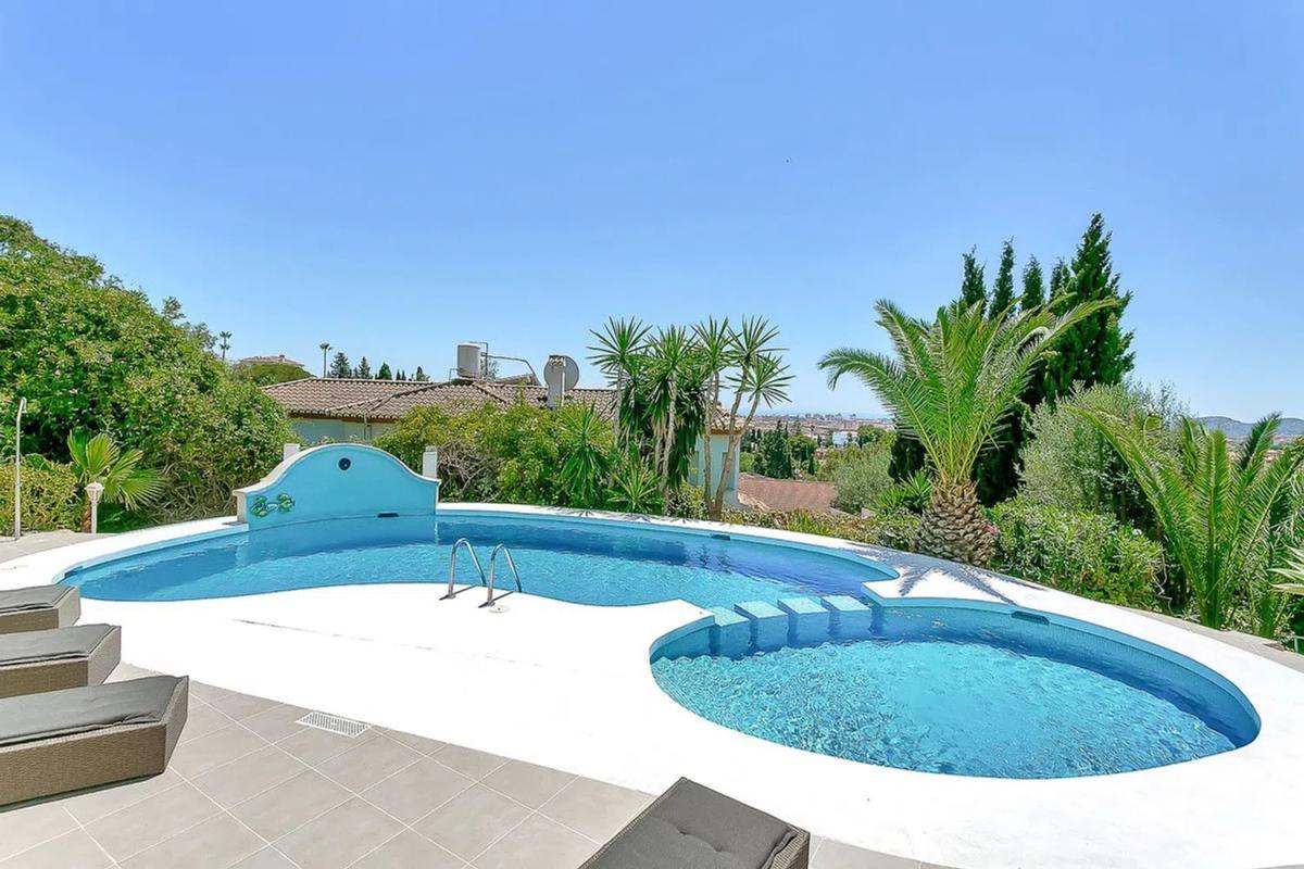 Продажа отдельного шале в Calle Mimosas s/n, Фуэнхирола photo 4