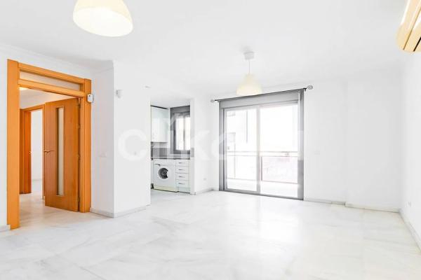 Apartment for sale in  Calle la Peña, Fuengirola photo 1