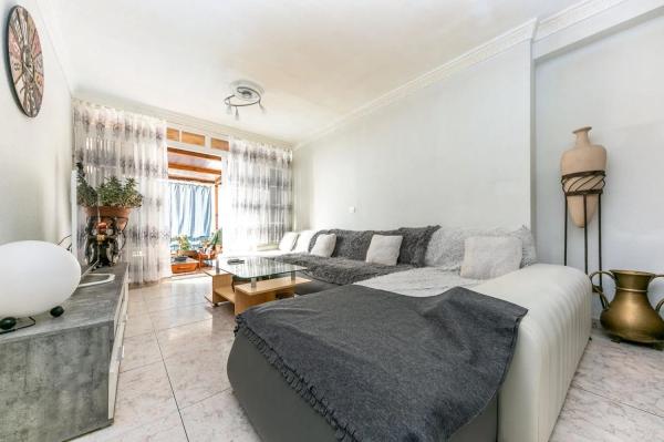 Piso en venta en  Calle Santa Isabel, Fuengirola photo 1