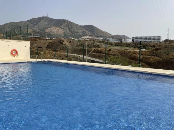 Apartment for sale in  Calle Perdices, Fuengirola photo 1