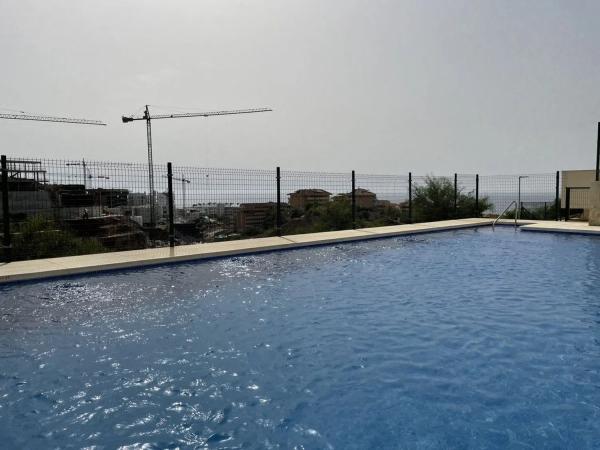 Apartment for sale in  Calle Perdices, Fuengirola photo 2