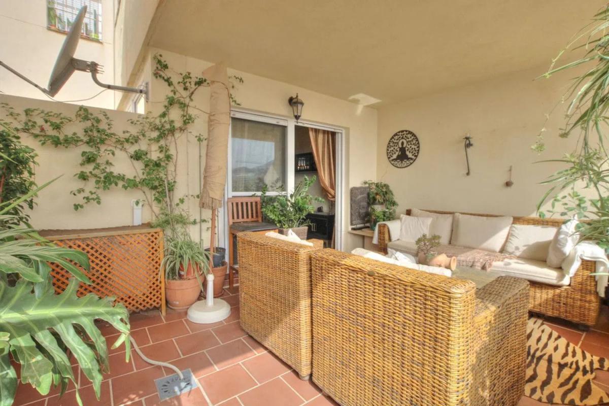 Sale of apartment in Calle Perdices, Fuengirola
 photo 4
