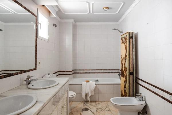 Продажа квартиры в  Zona Sohail, Фуэнхирола photo 4