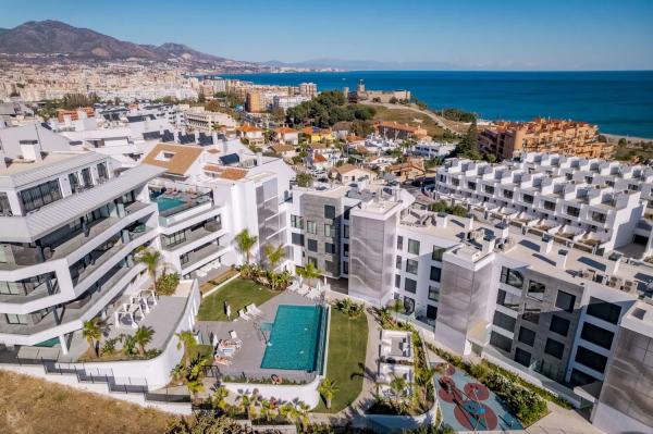 Piso en venta en Ronda Sol Villas, 38, Fuengirola photo 1