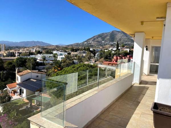 Ático en venta en  Calle las Tortolas, Fuengirola photo 2