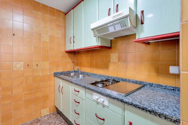 Piso en venta en  Calle Santa Rosa, Fuengirola photo 4