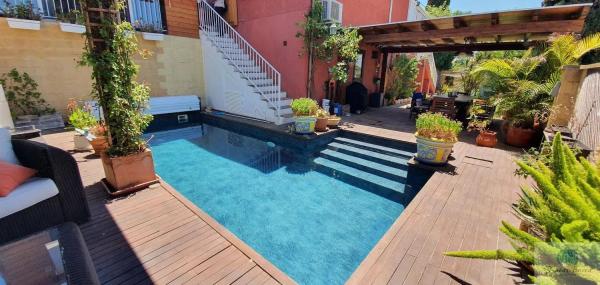 Detached villa for sale in Los Pacos, Fuengirola photo 1