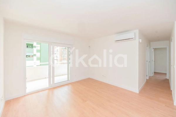 Piso en venta en  Calle Santa Ana, Fuengirola photo 1